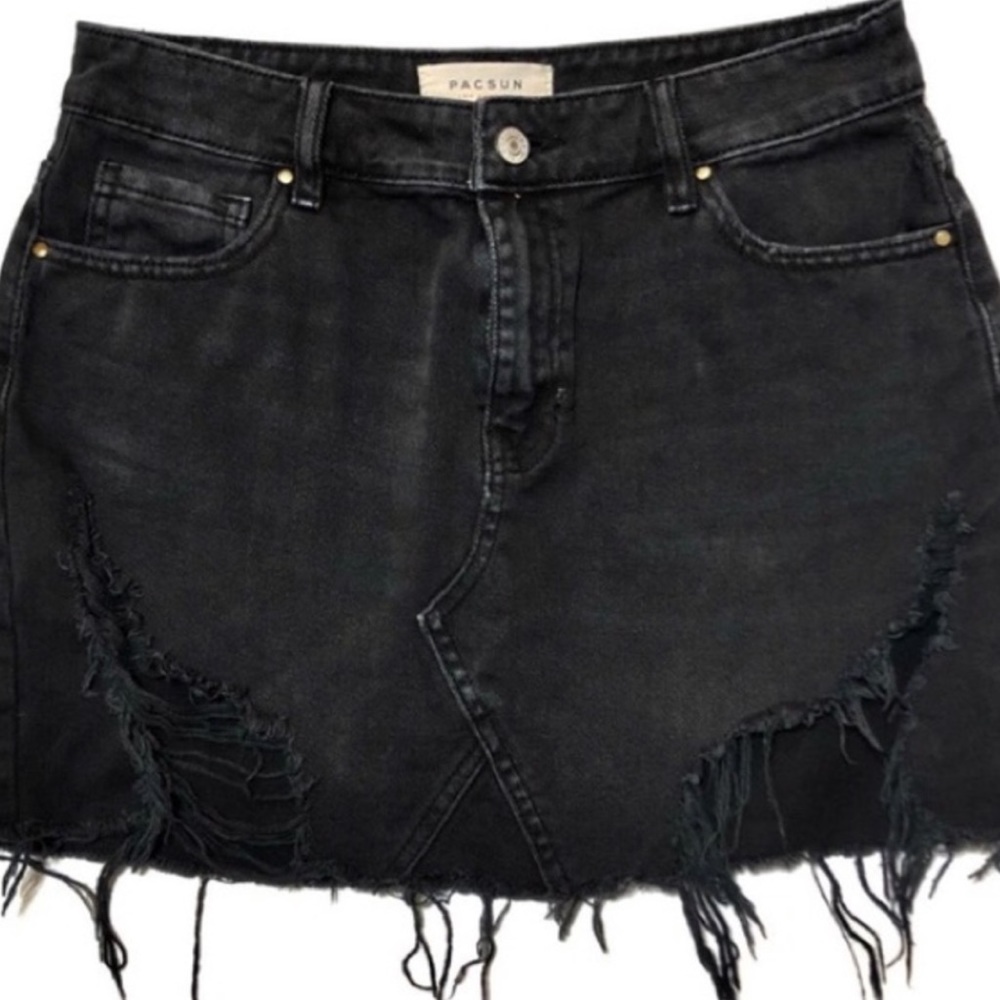 PACSUN MINI SKIRT 💘